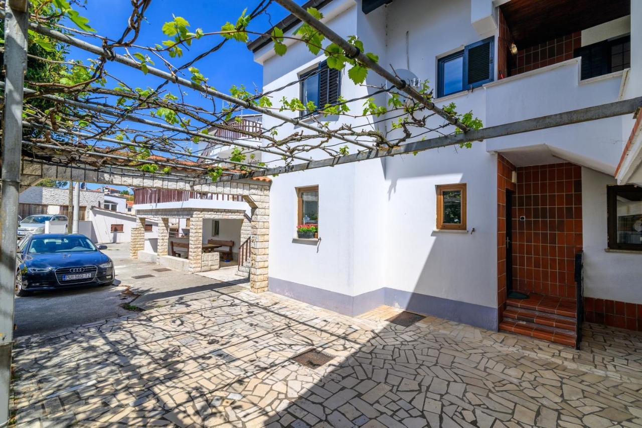 Apartments With A Parking Space Premantura, Medulin - 2228 외부 사진