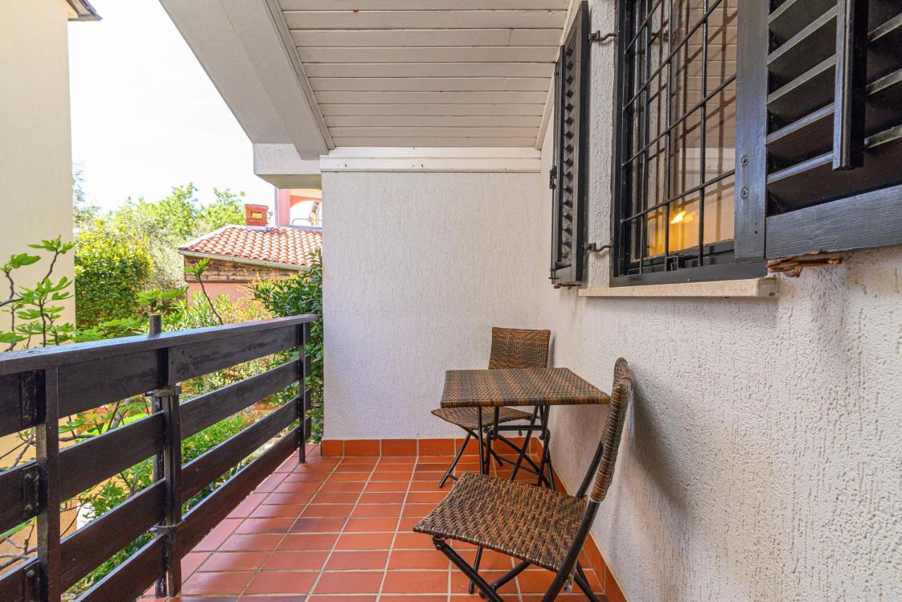 Apartments With A Parking Space Premantura, Medulin - 2228 외부 사진