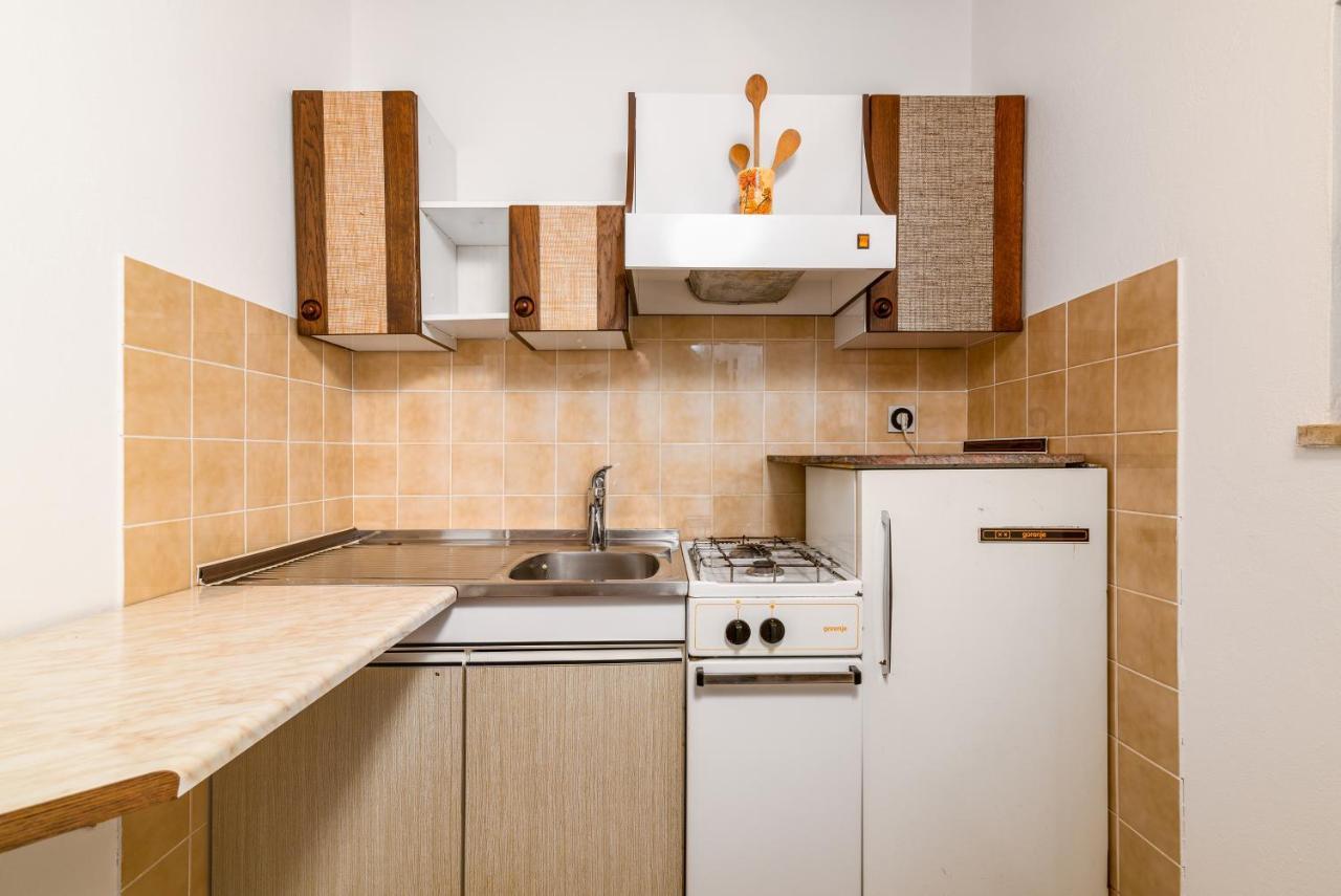 Apartments With A Parking Space Premantura, Medulin - 2228 외부 사진