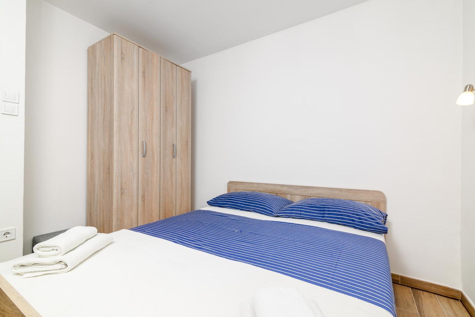 Apartments With A Parking Space Premantura, Medulin - 2228 객실 사진