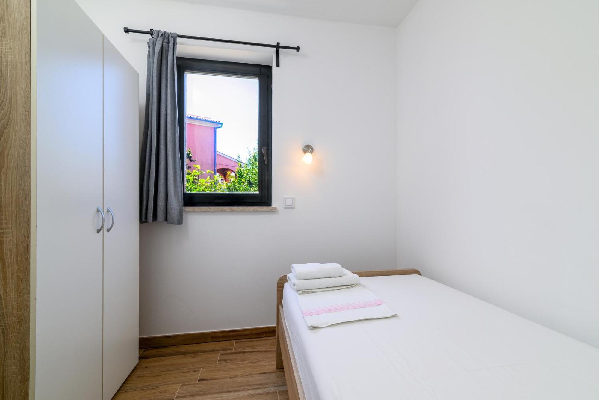 Apartments With A Parking Space Premantura, Medulin - 2228 객실 사진
